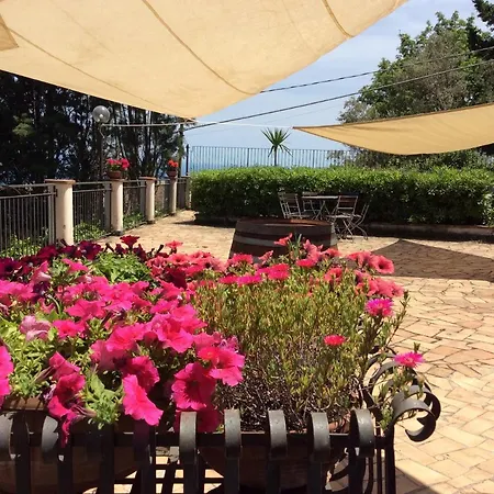 Donna Santa Bed & Breakfast