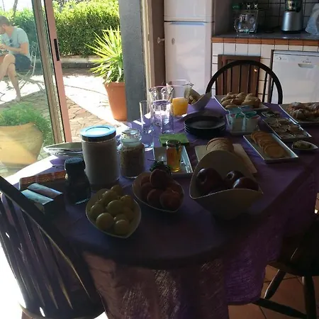 Donna Santa Bed & Breakfast *